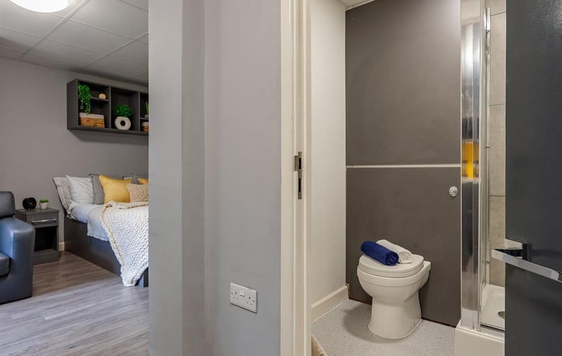 Cromwell Range, Fallowfield, Manchester - Image 1